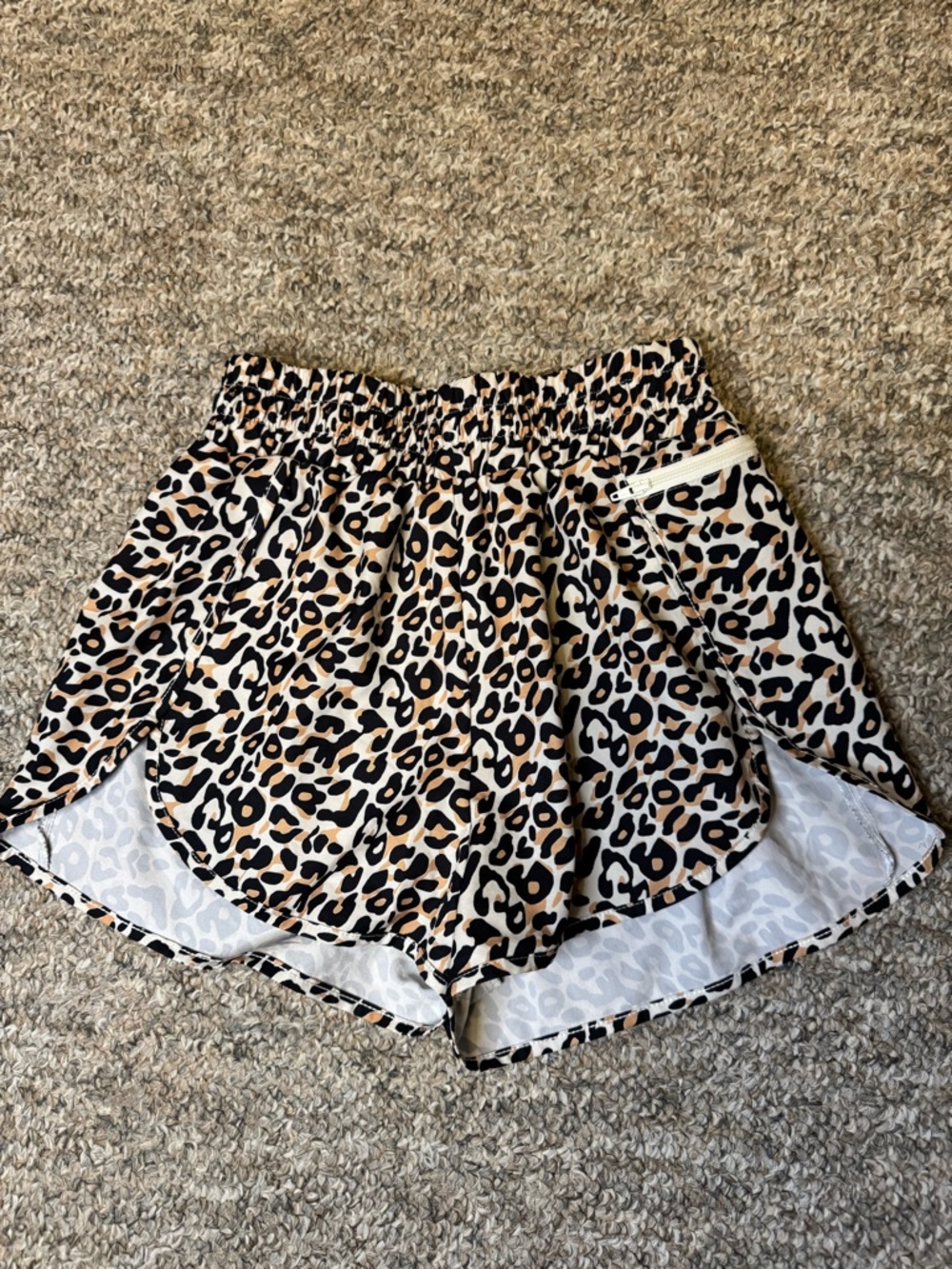 Blooming Jelly Leopard Print Athletic Shorts - Neutral Tan & Black